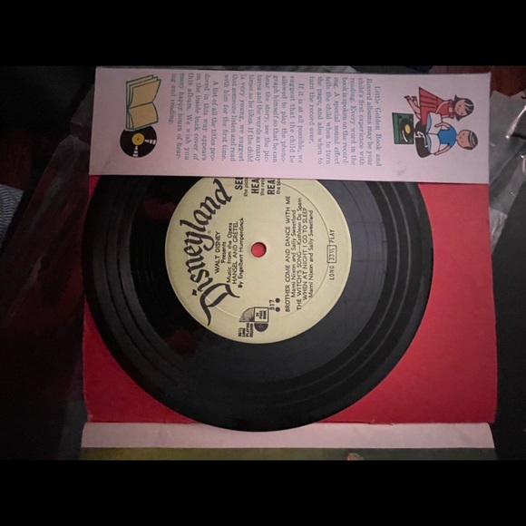Vintage 1954 copy of Hansel and Gretel lil golden book & record - Picture 4 of 16